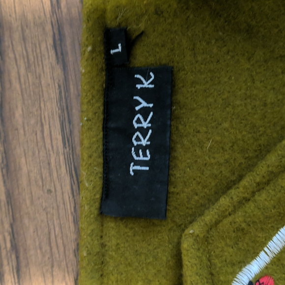 Vintage Wool Blend Embroidered Coat Large Terry K Floral Green Red - Picture 4 of 16